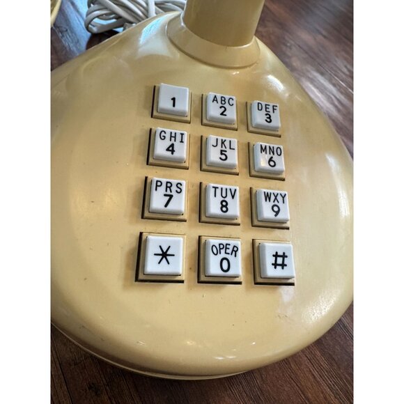 VTG Radio Shack French Style Push Button Telephone 43-330 Beige Gold UNTESTED - Picture 12 of 12